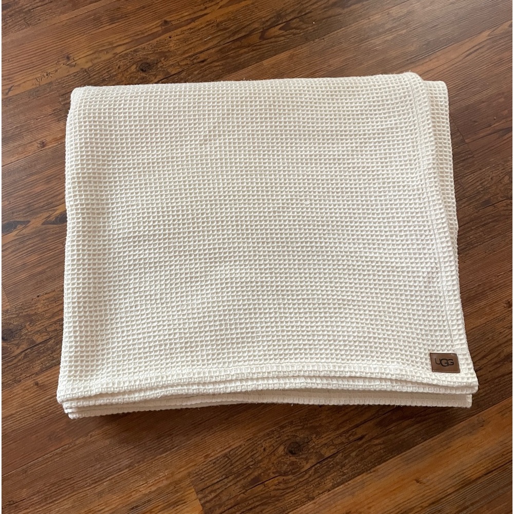 UGG Waffle Knit Blanket (King)